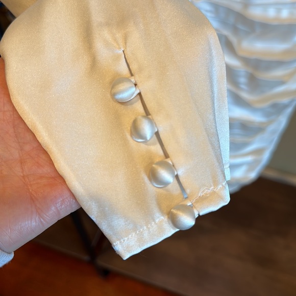 NWT RETROFETE Brea Satin Silk Deep V Plunge Ruched Ivory Dress, Sz M - Picture 10 of 11